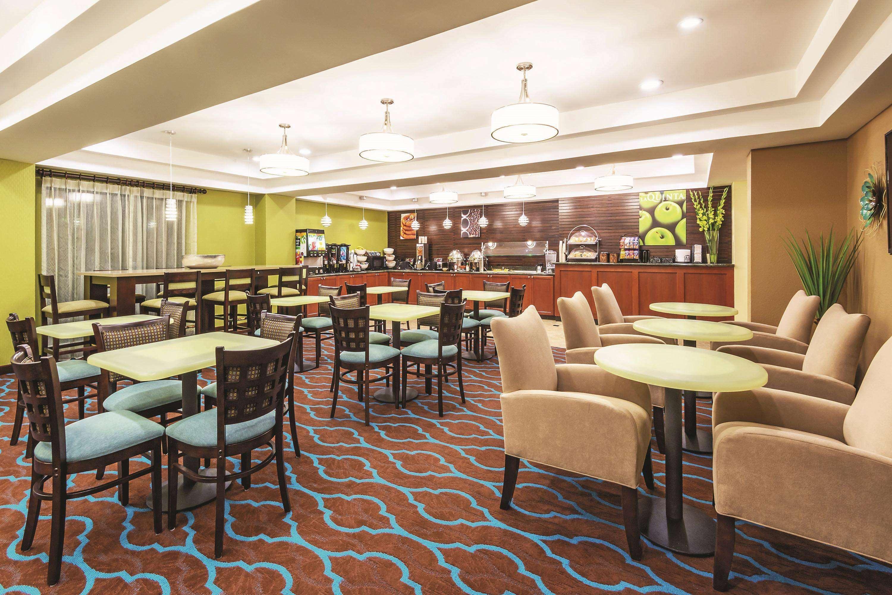 Hotel La Quinta By Wyndham Boise Towne Square Exterior foto